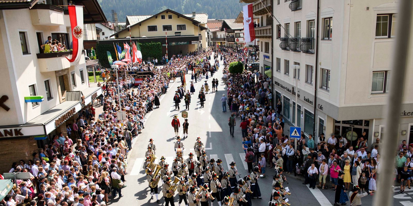 Gauder Fest-Umzug – Österreichs größter Trachtenumzug
